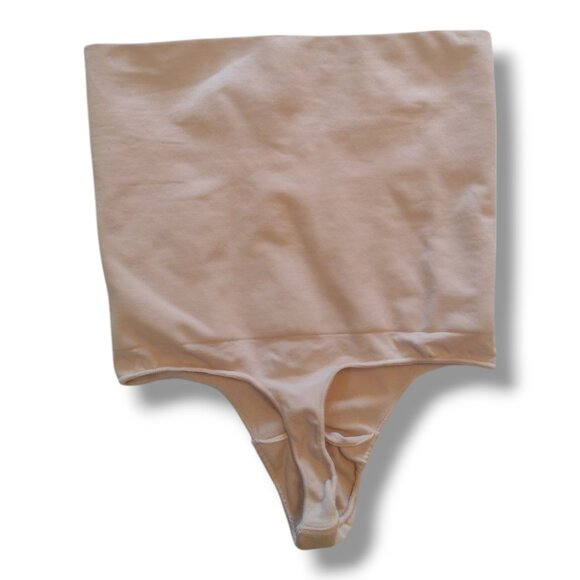 Skims Core Control Mid Waist Thong 2X/3X - Picture 6 of 6